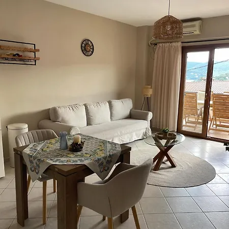 Treasure Apartment *