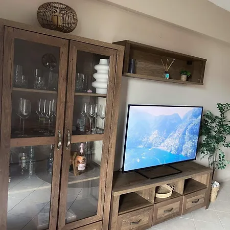 Treasure Apartment Pyrgadikia